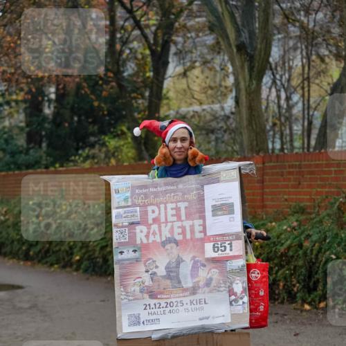 07.12.2025 - St. Pauli X-Mass-Run No. 15 Michael Burmester http://msf.ph/oto/9411139 07.12.2025 09:54:49 Laufen 40, 15, 651, 21, 12, 2025, 400, 15, 400 meine-sportfotos.de