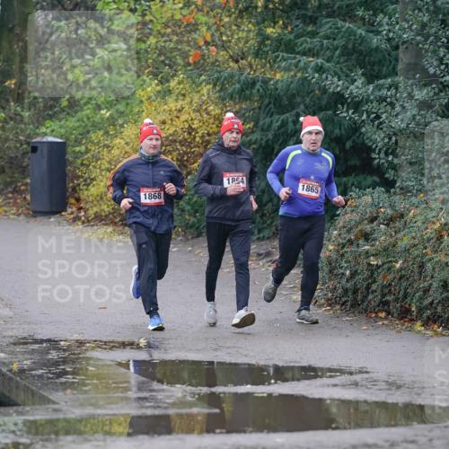 07.12.2025 - St. Pauli X-Mass-Run No. 15 Michael Burmester http://msf.ph/oto/9411143 07.12.2025 11:41:37 Laufen 1868, 1864, 1865 meine-sportfotos.de