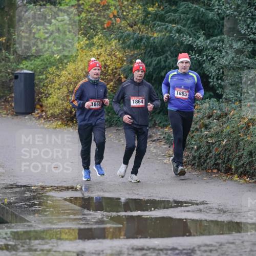 07.12.2025 - St. Pauli X-Mass-Run No. 15 Michael Burmester http://msf.ph/oto/9411150 07.12.2025 11:41:37 Laufen 1868, 1864, 1865 meine-sportfotos.de
