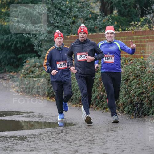 07.12.2025 - St. Pauli X-Mass-Run No. 15 Michael Burmester http://msf.ph/oto/9411162 07.12.2025 11:41:40 Laufen 1868, 1864, 1865 meine-sportfotos.de