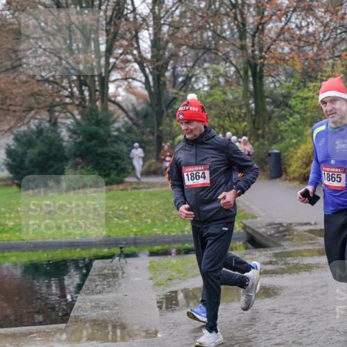 07.12.2025 - St. Pauli X-Mass-Run No. 15 Michael Burmester http://msf.ph/oto/9411182 07.12.2025 11:41:43 Laufen 1864, 5, 1865 meine-sportfotos.de