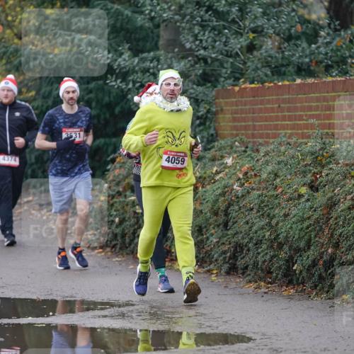 07.12.2025 - St. Pauli X-Mass-Run No. 15 Michael Burmester http://msf.ph/oto/9411196 07.12.2025 11:41:49 Laufen 3385, 4374, 3531, 4059 meine-sportfotos.de