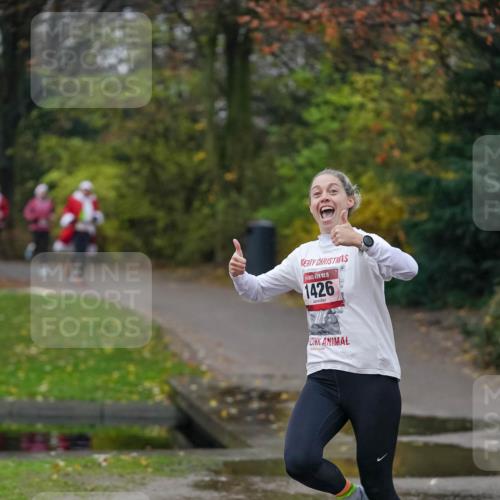 07.12.2025 - St. Pauli X-Mass-Run No. 15 Michael Burmester http://msf.ph/oto/9411215 07.12.2025 09:57:46 Laufen 15, 1426 meine-sportfotos.de