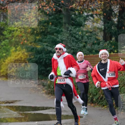 07.12.2025 - St. Pauli X-Mass-Run No. 15 Michael Burmester http://msf.ph/oto/9411224 07.12.2025 09:57:54 Laufen 1833, 4525, 1389 meine-sportfotos.de
