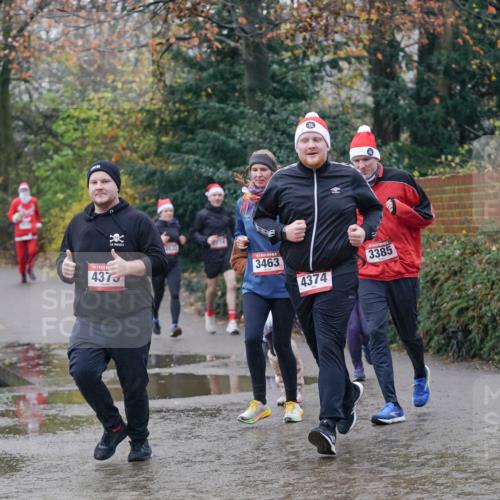 07.12.2025 - St. Pauli X-Mass-Run No. 15 Michael Burmester http://msf.ph/oto/9411258 07.12.2025 11:41:56 Laufen 4375, 3463, 4374, 3385 meine-sportfotos.de
