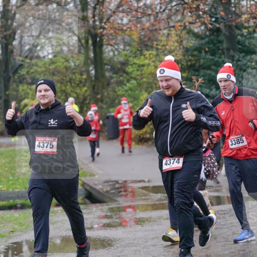 07.12.2025 - St. Pauli X-Mass-Run No. 15 Michael Burmester http://msf.ph/oto/9411261 07.12.2025 11:41:57 Laufen 15, 4375, 3385, 4374, 1225 meine-sportfotos.de