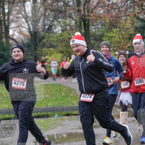 07.12.2025 - St. Pauli X-Mass-Run No. 15 Michael Burmester http://msf.ph/oto/9411272 07.12.2025 11:41:58 Laufen 15, 4375, 4374, 63, 1880, 3385, 12 meine-sportfotos.de