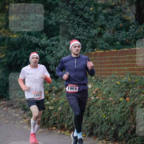 07.12.2025 - St. Pauli X-Mass-Run No. 15 Michael Burmester http://msf.ph/oto/9411280 07.12.2025 09:58:21 Laufen 1062, 1969 meine-sportfotos.de