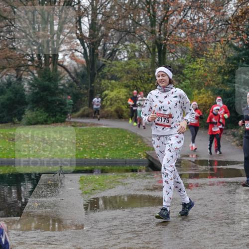 07.12.2025 - St. Pauli X-Mass-Run No. 15 Michael Burmester http://msf.ph/oto/9411296 07.12.2025 11:42:01 Laufen 5, 3175, 3533, 27 meine-sportfotos.de