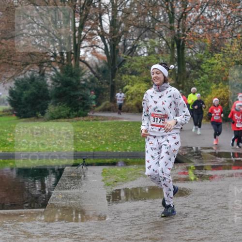 07.12.2025 - St. Pauli X-Mass-Run No. 15 Michael Burmester http://msf.ph/oto/9411302 07.12.2025 11:42:01 Laufen 3175, 3533 meine-sportfotos.de