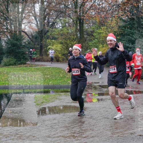 07.12.2025 - St. Pauli X-Mass-Run No. 15 Michael Burmester http://msf.ph/oto/9411311 07.12.2025 11:42:02 Laufen 3533, 2714 meine-sportfotos.de