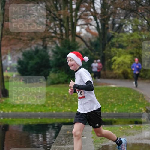 07.12.2025 - St. Pauli X-Mass-Run No. 15 Michael Burmester http://msf.ph/oto/9411330 07.12.2025 09:58:41 Laufen 10 meine-sportfotos.de