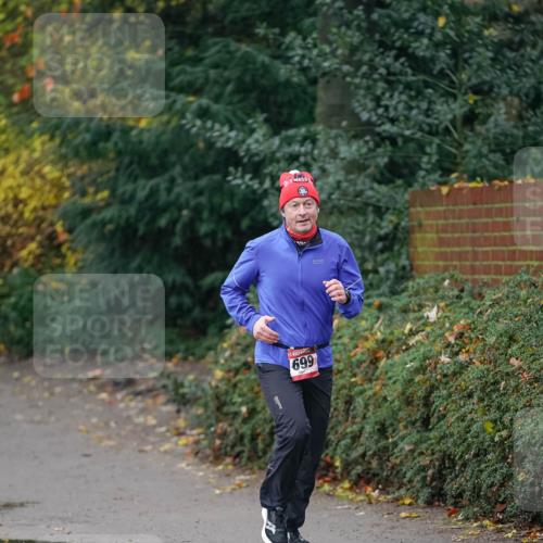 07.12.2025 - St. Pauli X-Mass-Run No. 15 Michael Burmester http://msf.ph/oto/9411336 07.12.2025 09:58:46 Laufen 699 meine-sportfotos.de