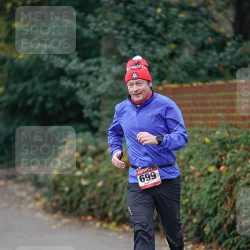 07.12.2025 - St. Pauli X-Mass-Run No. 15 Michael Burmester http://msf.ph/oto/9411339 07.12.2025 09:58:47 Laufen 699 meine-sportfotos.de