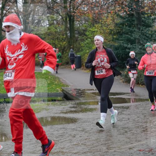 07.12.2025 - St. Pauli X-Mass-Run No. 15 Michael Burmester http://msf.ph/oto/9411355 07.12.2025 11:42:09 Laufen 937, 6943, 826, 4154, 2987, 2991 meine-sportfotos.de