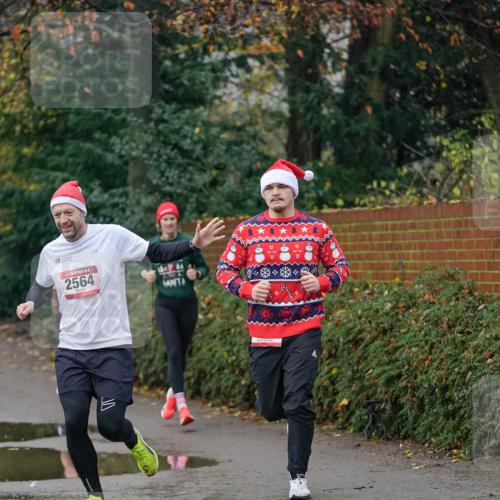 07.12.2025 - St. Pauli X-Mass-Run No. 15 Michael Burmester http://msf.ph/oto/9411359 07.12.2025 09:58:52 Laufen 2564 meine-sportfotos.de