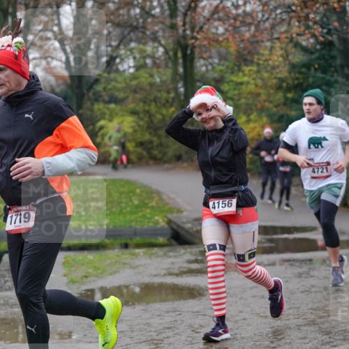 07.12.2025 - St. Pauli X-Mass-Run No. 15 Michael Burmester http://msf.ph/oto/9411402 07.12.2025 11:42:14 Laufen 1719, 4156, 4721 meine-sportfotos.de