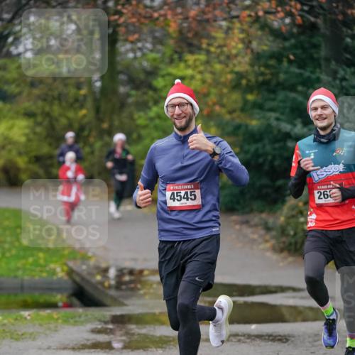 07.12.2025 - St. Pauli X-Mass-Run No. 15 Michael Burmester http://msf.ph/oto/9411409 07.12.2025 09:58:58 Laufen 15, 4545, 26 meine-sportfotos.de