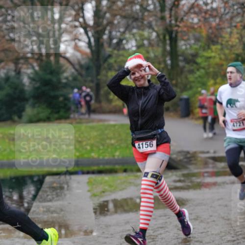 07.12.2025 - St. Pauli X-Mass-Run No. 15 Michael Burmester http://msf.ph/oto/9411411 07.12.2025 11:42:14 Laufen 1719, 4156 meine-sportfotos.de