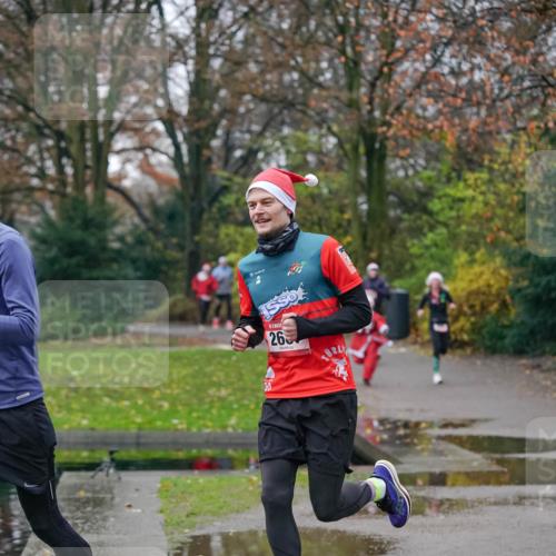 07.12.2025 - St. Pauli X-Mass-Run No. 15 Michael Burmester http://msf.ph/oto/9411421 07.12.2025 09:58:59 Laufen 26 meine-sportfotos.de