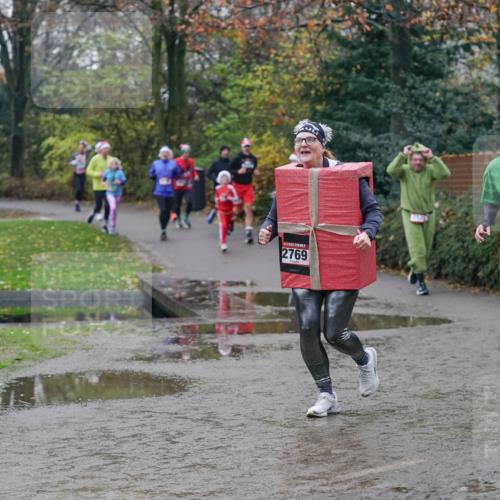 07.12.2025 - St. Pauli X-Mass-Run No. 15 Michael Burmester http://msf.ph/oto/9411461 07.12.2025 11:42:23 Laufen 2769, 4228 meine-sportfotos.de