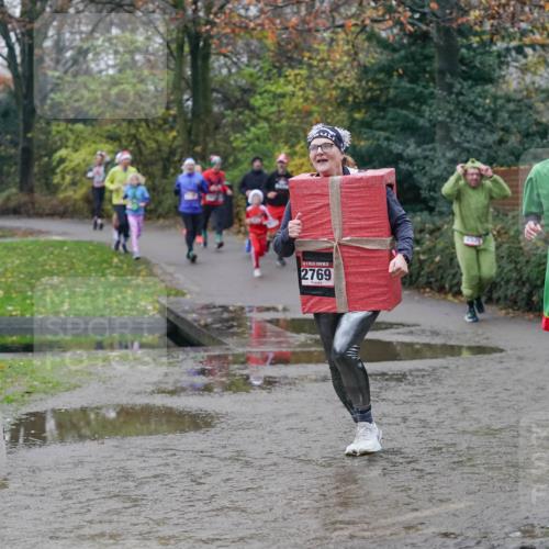07.12.2025 - St. Pauli X-Mass-Run No. 15 Michael Burmester http://msf.ph/oto/9411464 07.12.2025 11:42:23 Laufen 2769, 4228 meine-sportfotos.de
