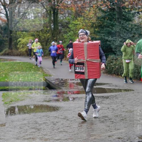 07.12.2025 - St. Pauli X-Mass-Run No. 15 Michael Burmester http://msf.ph/oto/9411467 07.12.2025 11:42:23 Laufen 2769, 5, 4228 meine-sportfotos.de