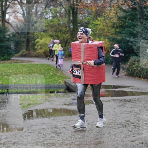 07.12.2025 - St. Pauli X-Mass-Run No. 15 Michael Burmester http://msf.ph/oto/9411476 07.12.2025 11:42:24 Laufen 2769, 4220 meine-sportfotos.de