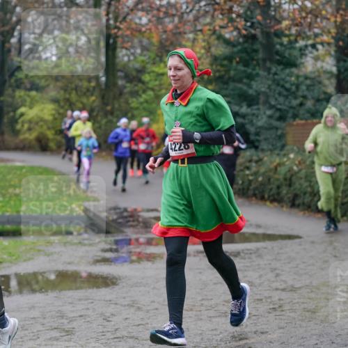07.12.2025 - St. Pauli X-Mass-Run No. 15 Michael Burmester http://msf.ph/oto/9411482 07.12.2025 11:42:24 Laufen 4228 meine-sportfotos.de