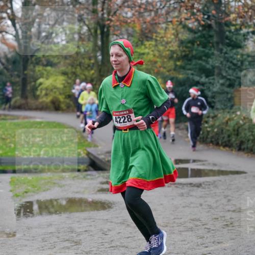 07.12.2025 - St. Pauli X-Mass-Run No. 15 Michael Burmester http://msf.ph/oto/9411487 07.12.2025 11:42:25 Laufen 15, 4228 meine-sportfotos.de