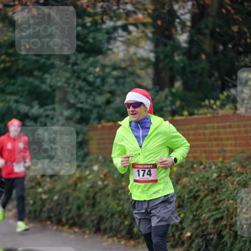 07.12.2025 - St. Pauli X-Mass-Run No. 15 Michael Burmester http://msf.ph/oto/9411525 07.12.2025 09:59:23 Laufen 15, 174 meine-sportfotos.de
