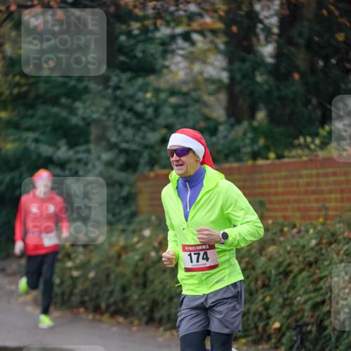 07.12.2025 - St. Pauli X-Mass-Run No. 15 Michael Burmester http://msf.ph/oto/9411528 07.12.2025 09:59:23 Laufen 15, 174 meine-sportfotos.de