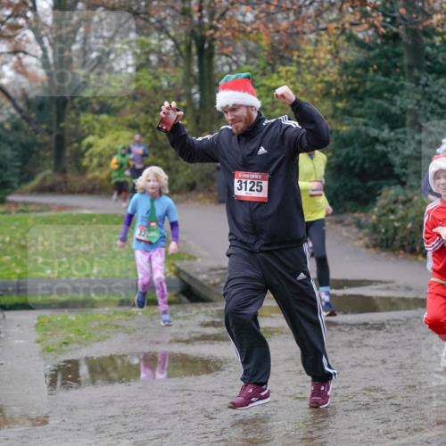 07.12.2025 - St. Pauli X-Mass-Run No. 15 Michael Burmester http://msf.ph/oto/9411544 07.12.2025 11:42:30 Laufen 3125, 3811 meine-sportfotos.de