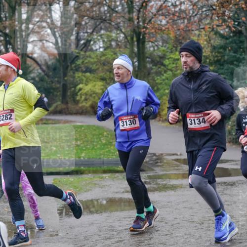 07.12.2025 - St. Pauli X-Mass-Run No. 15 Michael Burmester http://msf.ph/oto/9411571 07.12.2025 11:42:33 Laufen 15, 3282, 3130, 3134, 3661, 3813 meine-sportfotos.de