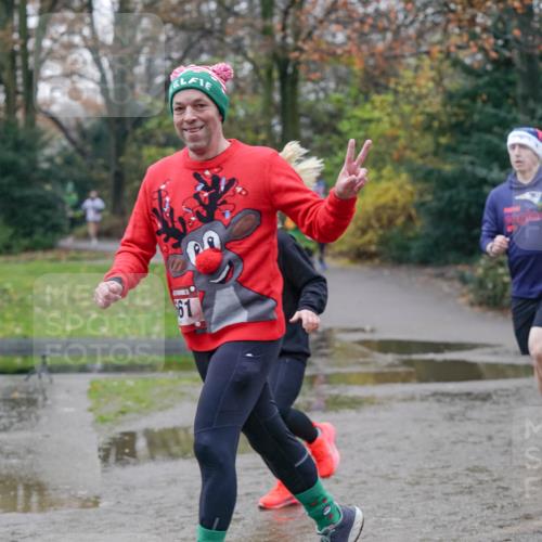 07.12.2025 - St. Pauli X-Mass-Run No. 15 Michael Burmester http://msf.ph/oto/9411586 07.12.2025 11:42:34 Laufen 61 meine-sportfotos.de