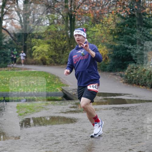07.12.2025 - St. Pauli X-Mass-Run No. 15 Michael Burmester http://msf.ph/oto/9411592 07.12.2025 11:42:34 Laufen 1443, 2936 meine-sportfotos.de