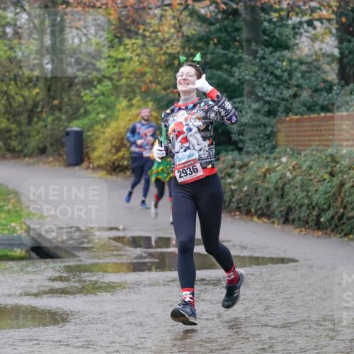 07.12.2025 - St. Pauli X-Mass-Run No. 15 Michael Burmester http://msf.ph/oto/9411610 07.12.2025 11:42:36 Laufen 2936 meine-sportfotos.de