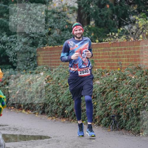 07.12.2025 - St. Pauli X-Mass-Run No. 15 Michael Burmester http://msf.ph/oto/9411643 07.12.2025 11:42:41 Laufen 1665, 2940 meine-sportfotos.de