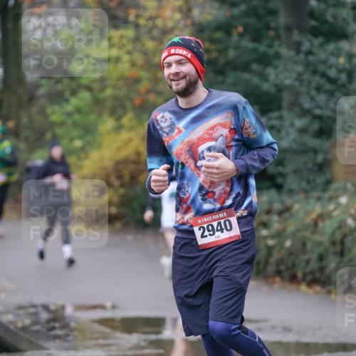 07.12.2025 - St. Pauli X-Mass-Run No. 15 Michael Burmester http://msf.ph/oto/9411661 07.12.2025 11:42:43 Laufen 15, 2940 meine-sportfotos.de