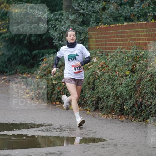 07.12.2025 - St. Pauli X-Mass-Run No. 15 Michael Burmester http://msf.ph/oto/9411664 07.12.2025 11:42:44 Laufen 3837, 4733 meine-sportfotos.de