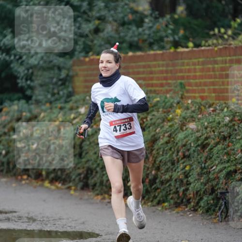 07.12.2025 - St. Pauli X-Mass-Run No. 15 Michael Burmester http://msf.ph/oto/9411676 07.12.2025 11:42:46 Laufen 3837, 15, 4733 meine-sportfotos.de