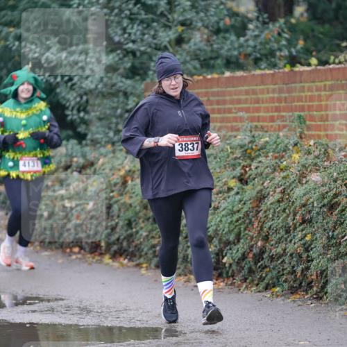 07.12.2025 - St. Pauli X-Mass-Run No. 15 Michael Burmester http://msf.ph/oto/9411693 07.12.2025 11:42:48 Laufen 4047, 3837 meine-sportfotos.de