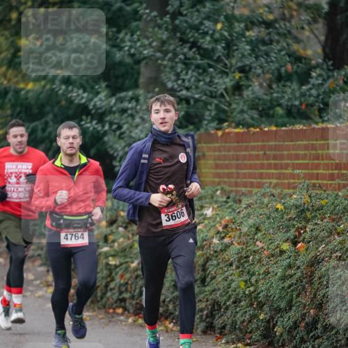 07.12.2025 - St. Pauli X-Mass-Run No. 15 Michael Burmester http://msf.ph/oto/9411698 07.12.2025 10:00:07 Laufen 4764, 3606 meine-sportfotos.de
