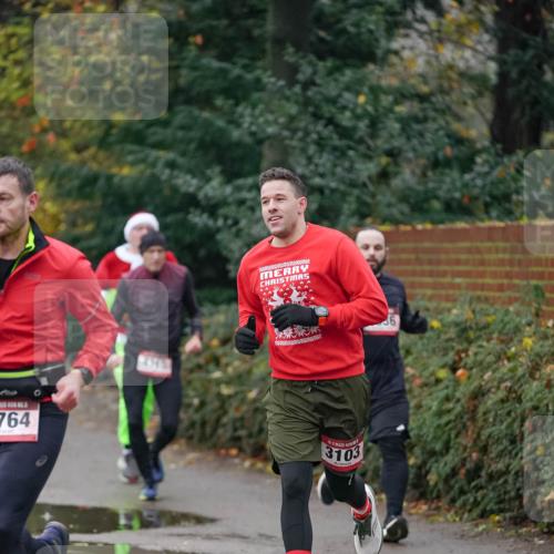 07.12.2025 - St. Pauli X-Mass-Run No. 15 Michael Burmester http://msf.ph/oto/9411716 07.12.2025 10:00:10 Laufen 764, 4145, 3103 meine-sportfotos.de