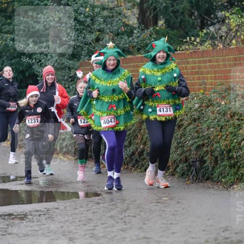 07.12.2025 - St. Pauli X-Mass-Run No. 15 Michael Burmester http://msf.ph/oto/9411720 07.12.2025 11:42:51 Laufen 3584, 68, 868, 1231, 122, 4047, 4131 meine-sportfotos.de