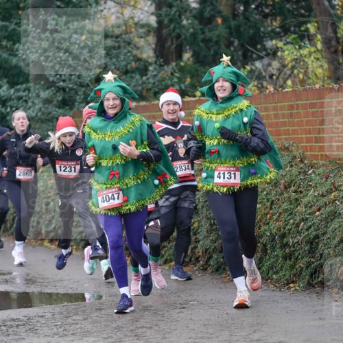 07.12.2025 - St. Pauli X-Mass-Run No. 15 Michael Burmester http://msf.ph/oto/9411729 07.12.2025 11:42:52 Laufen 3584, 358, 2868, 1231, 4047, 2834, 55, 4131 meine-sportfotos.de