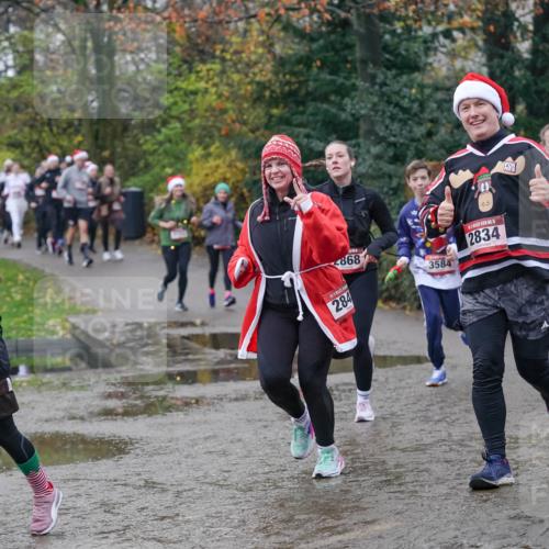 07.12.2025 - St. Pauli X-Mass-Run No. 15 Michael Burmester http://msf.ph/oto/9411750 07.12.2025 11:42:55 Laufen 1228, 868, 3584, 284, 5, 2834, 3587 meine-sportfotos.de