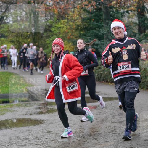 07.12.2025 - St. Pauli X-Mass-Run No. 15 Michael Burmester http://msf.ph/oto/9411759 07.12.2025 11:42:56 Laufen 2843, 368, 5, 2834, 3587 meine-sportfotos.de