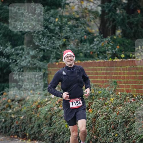 07.12.2025 - St. Pauli X-Mass-Run No. 15 Michael Burmester http://msf.ph/oto/9411790 07.12.2025 10:00:18 Laufen 1158 meine-sportfotos.de