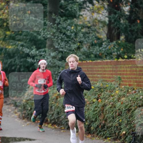 07.12.2025 - St. Pauli X-Mass-Run No. 15 Michael Burmester http://msf.ph/oto/9411805 07.12.2025 10:00:21 Laufen 4331, 864 meine-sportfotos.de